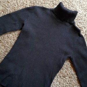 Gap 🐢neck sweater